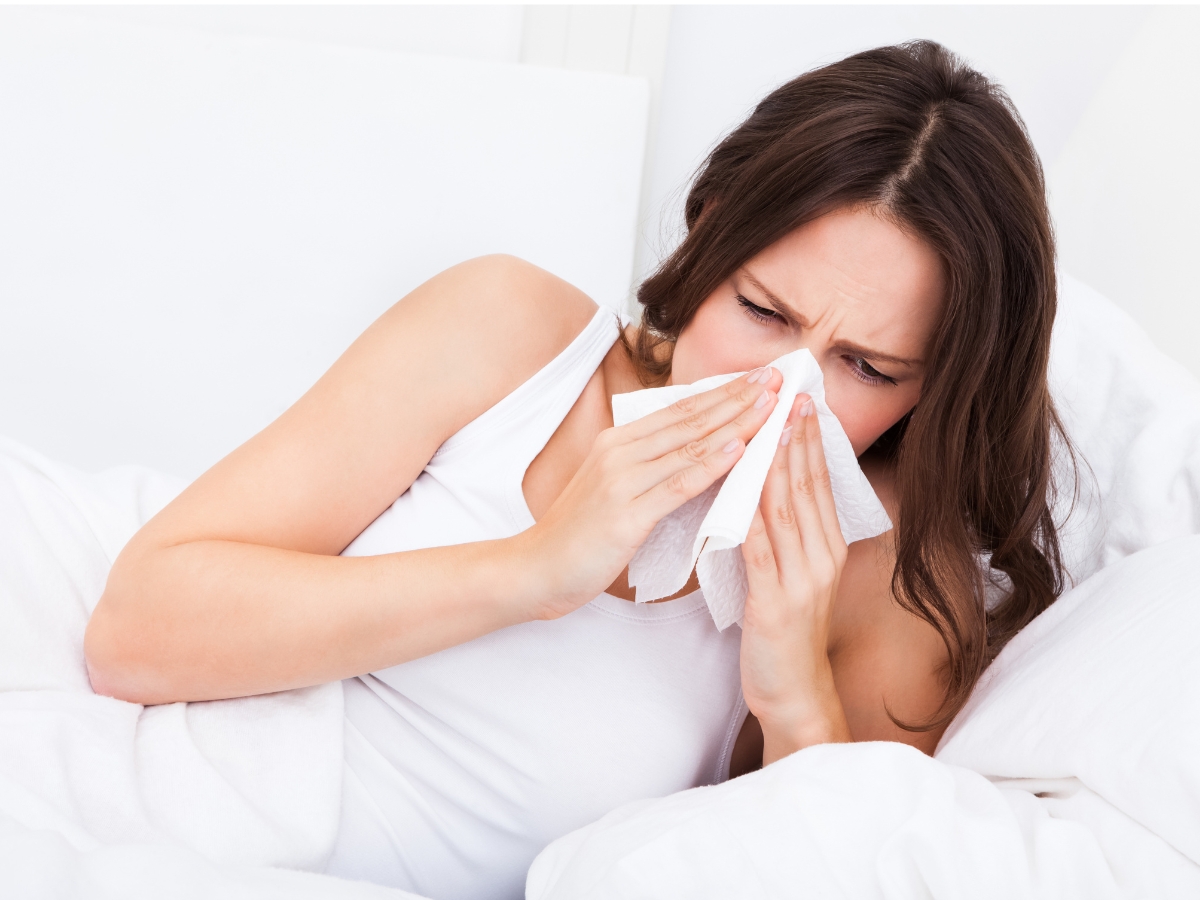 Bà bầu bị cảm: Nguyên nhân, triệu chứng và cách khắc phục