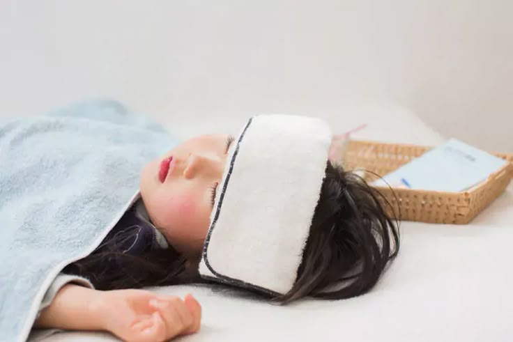 Trẻ Sốt Nhưng Thuốc Không Có Tác Dụng? Cách Giảm Sốt An Toàn Và Hiệu Quả